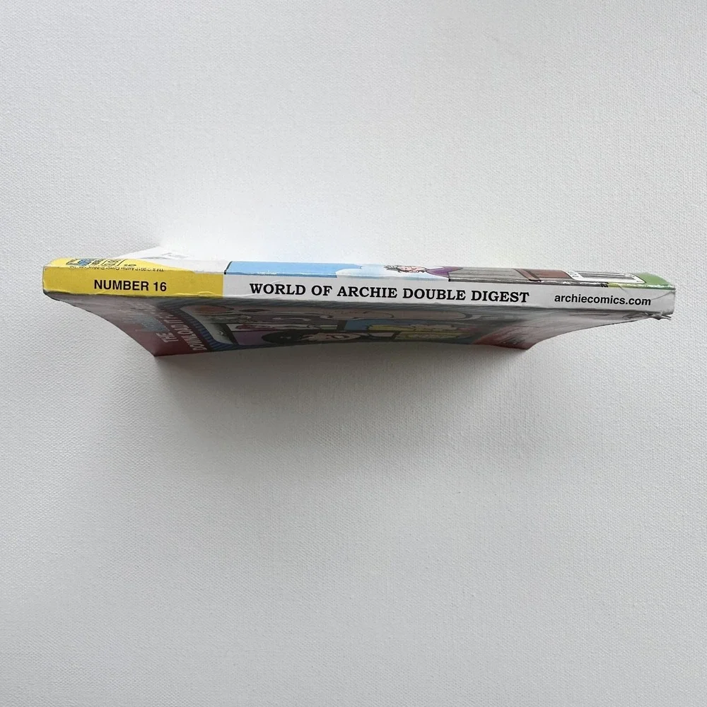 Collectibles Archie Comics Book Two & 2 Double Digest‎ Book 16 & 222